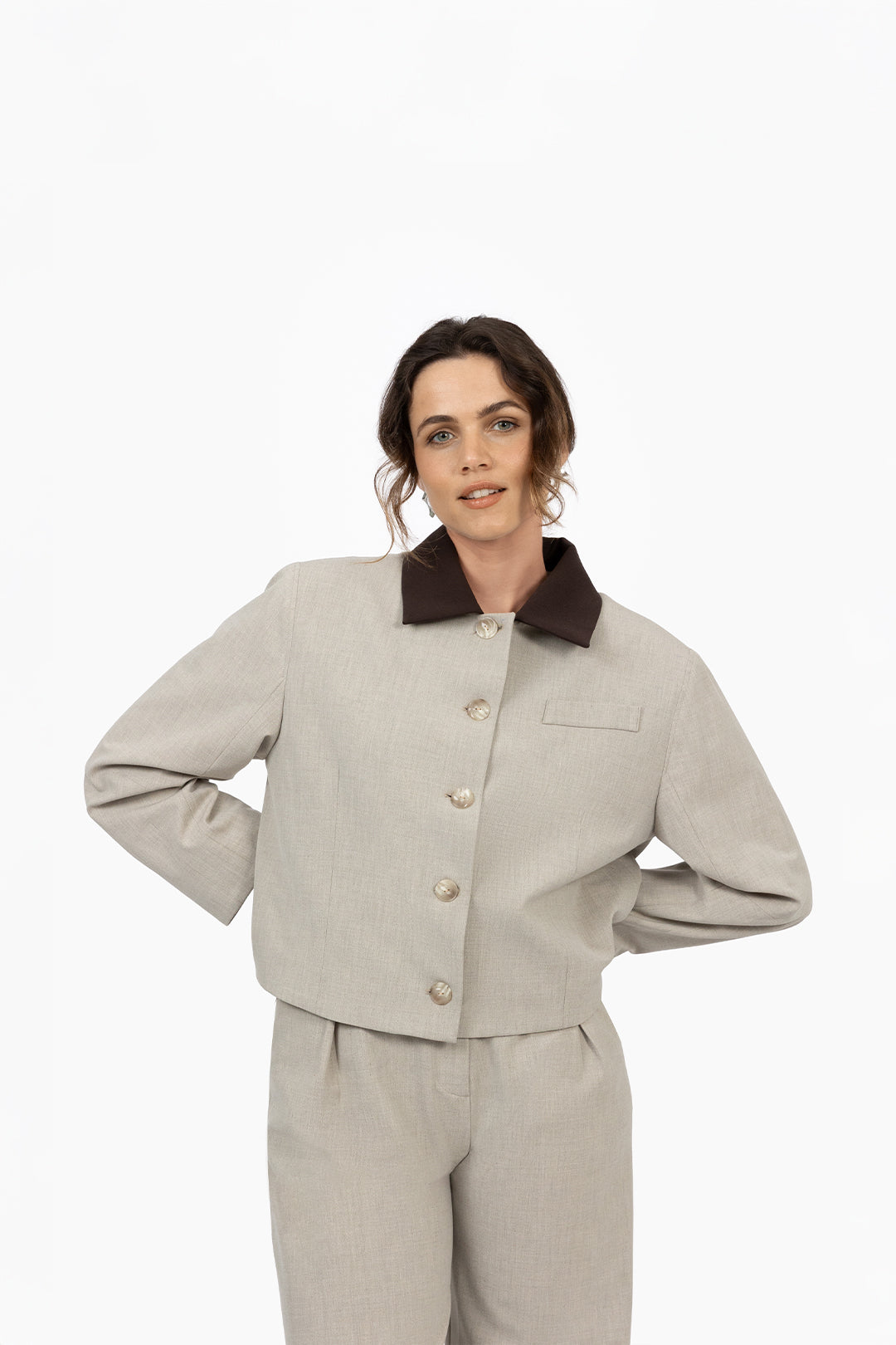 THE DAPHNE JACKET BEIGE