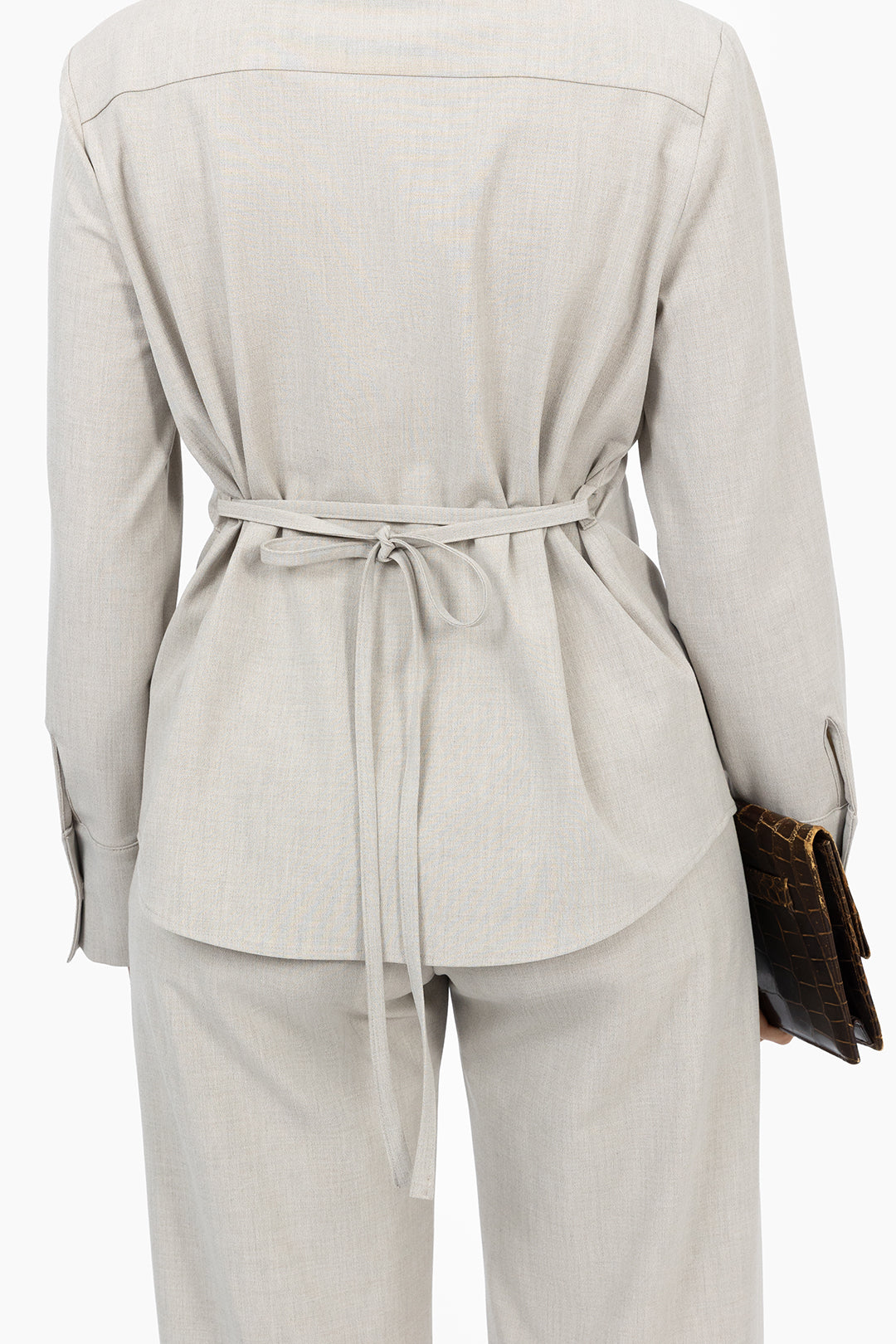 THE BOBBIE BLOUSE BEIGE