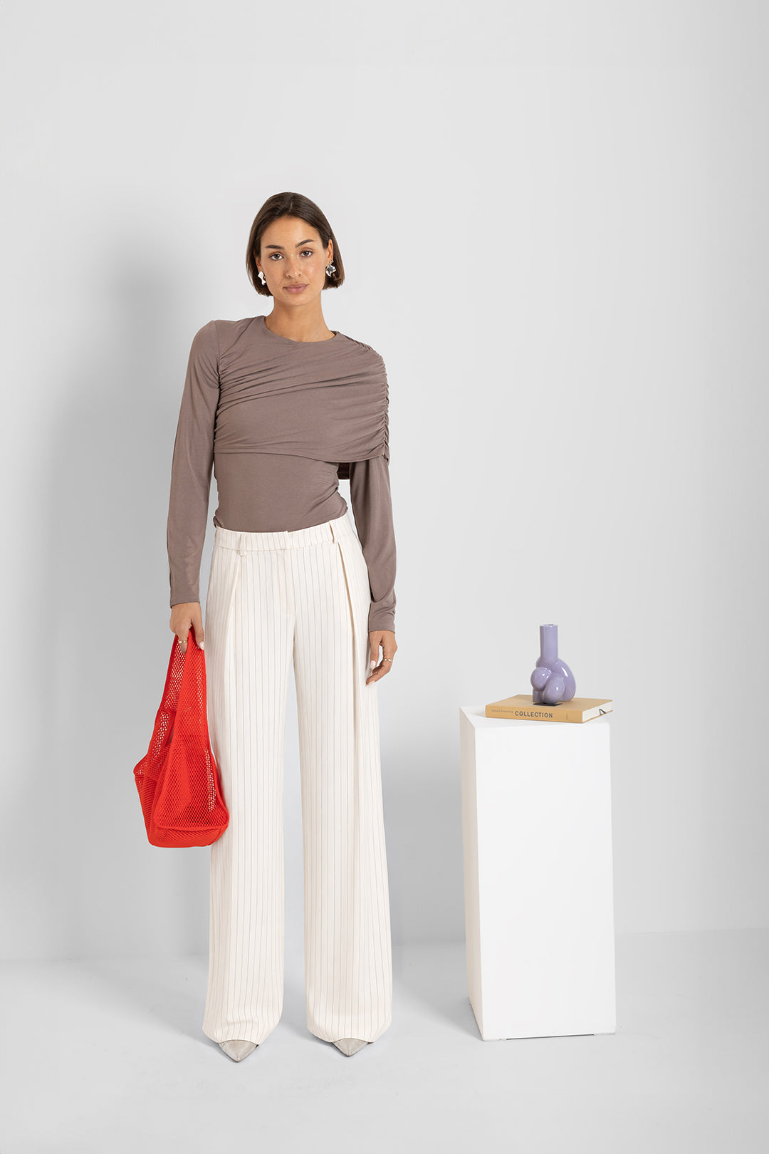 THE RAYA TOP TAUPE 