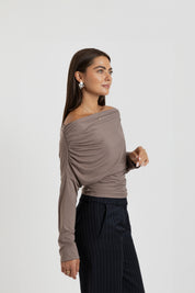 THE NELLY TOP TAUPE