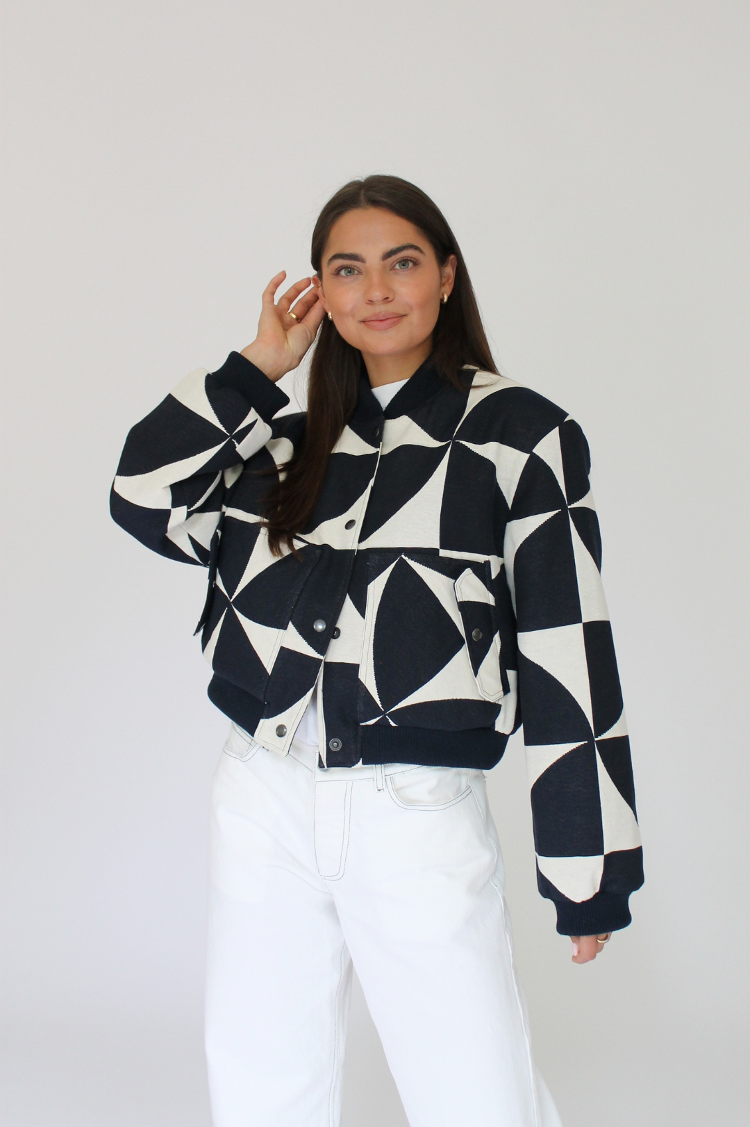 THE ESSIE BOMBER