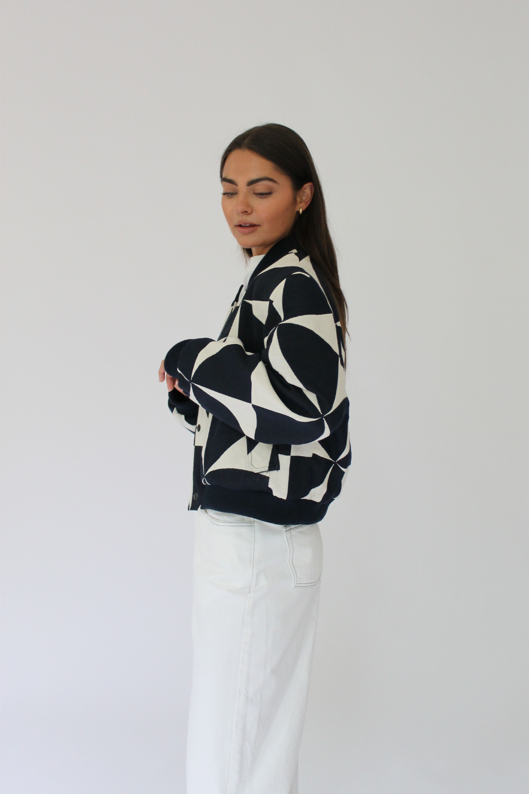 THE ESSIE BOMBER
