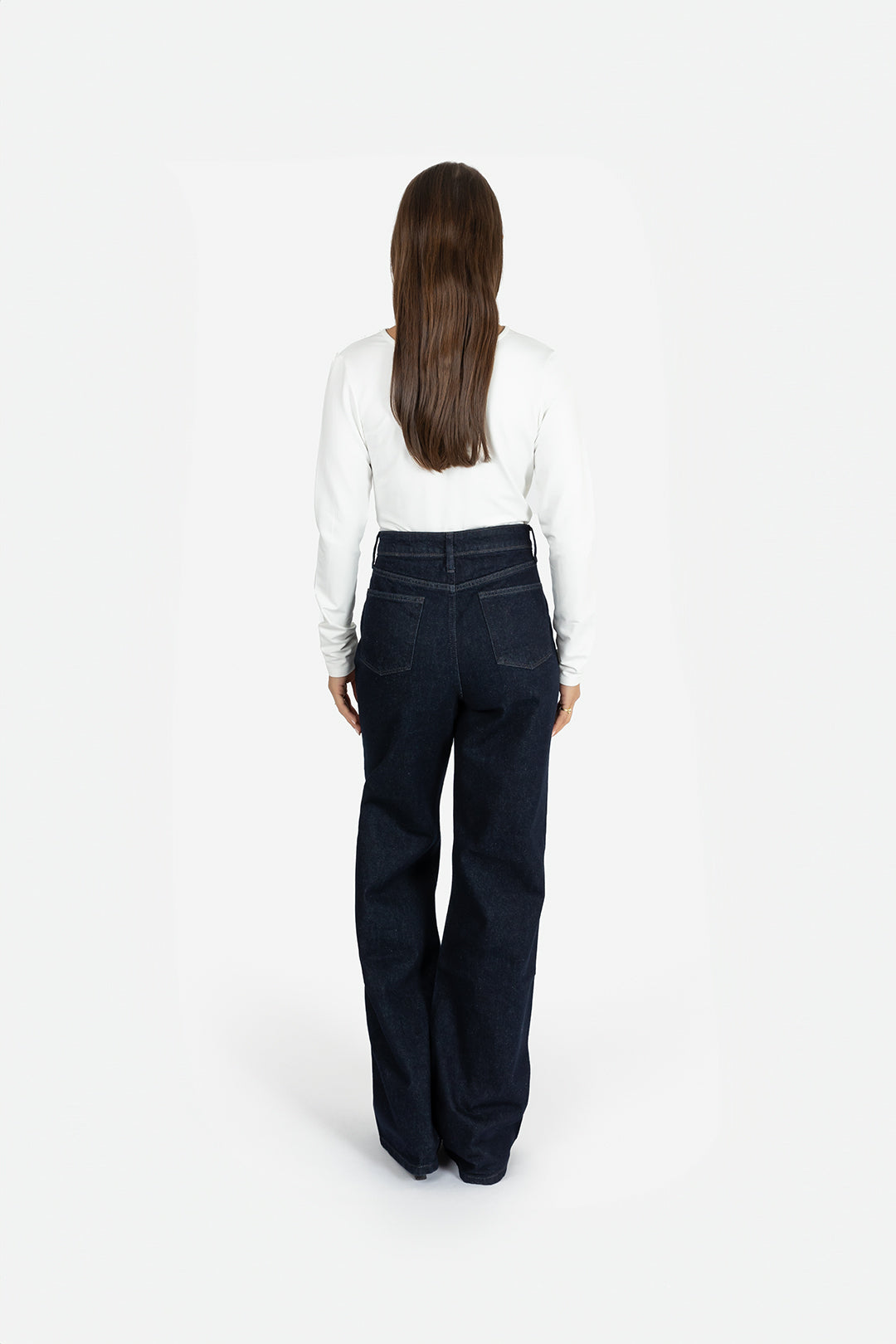 THE INDIGO JEANS