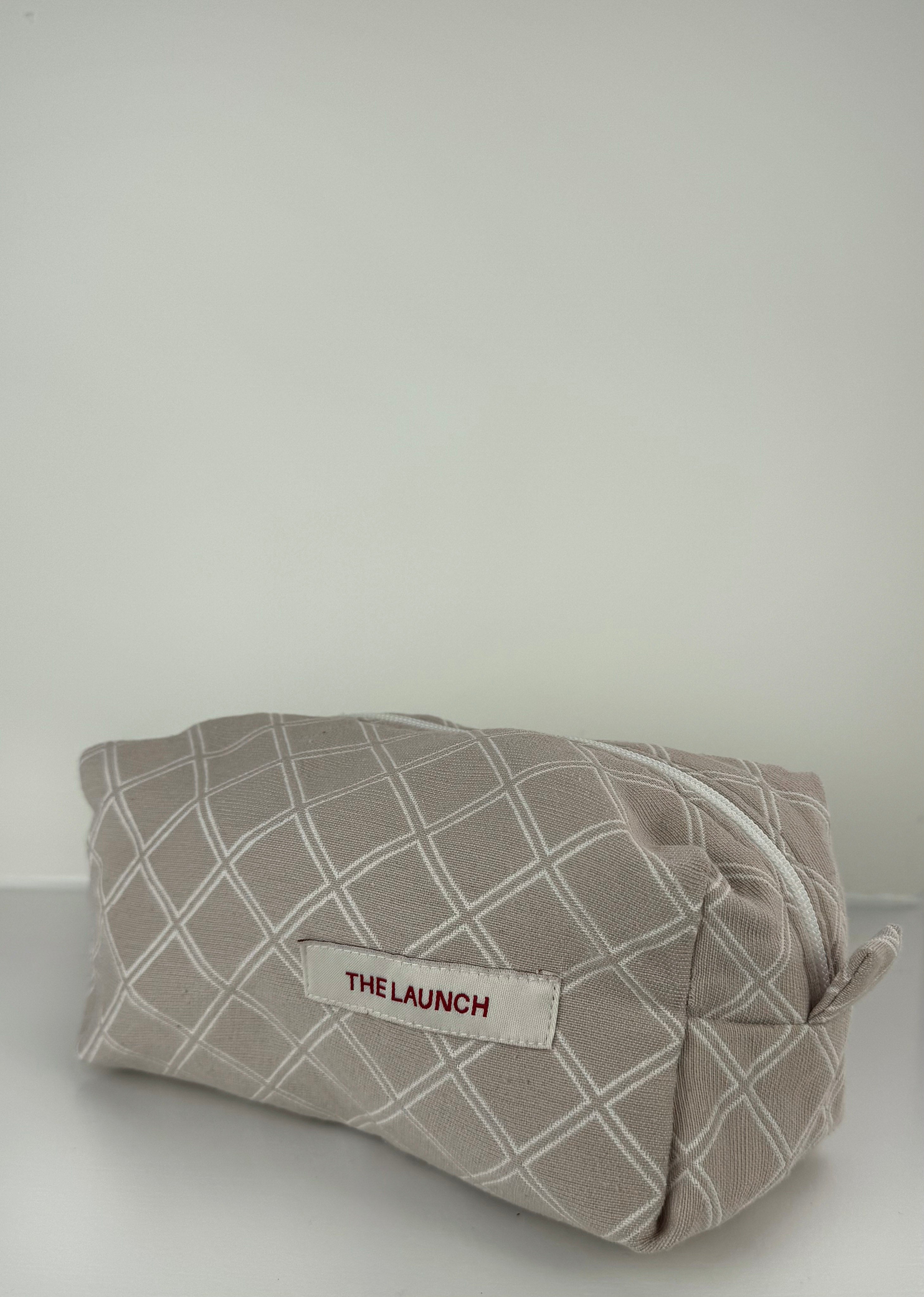 THE MAKE-UP BAG BEIGE