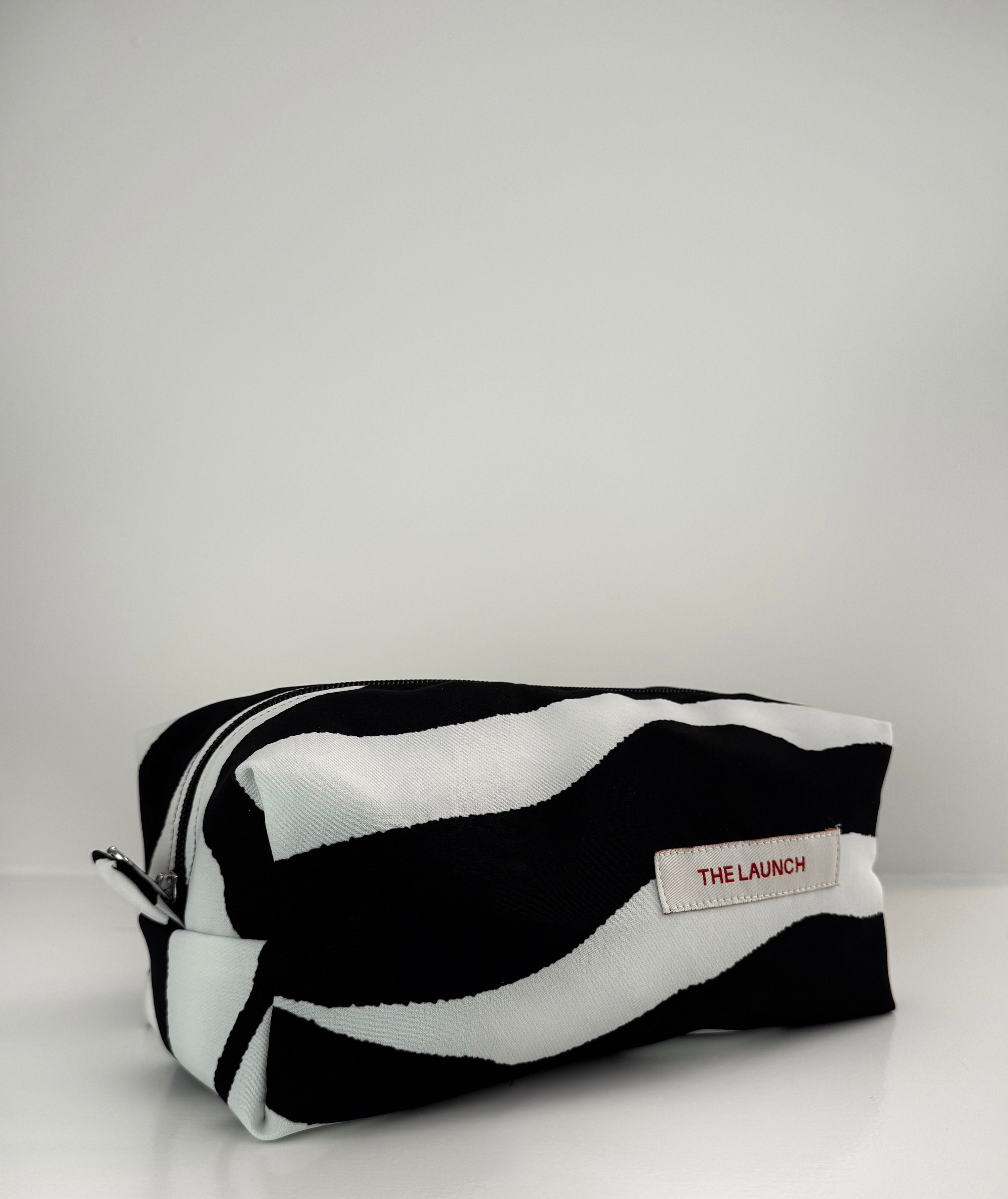 THE MAKE-UP BAG ZEBRA