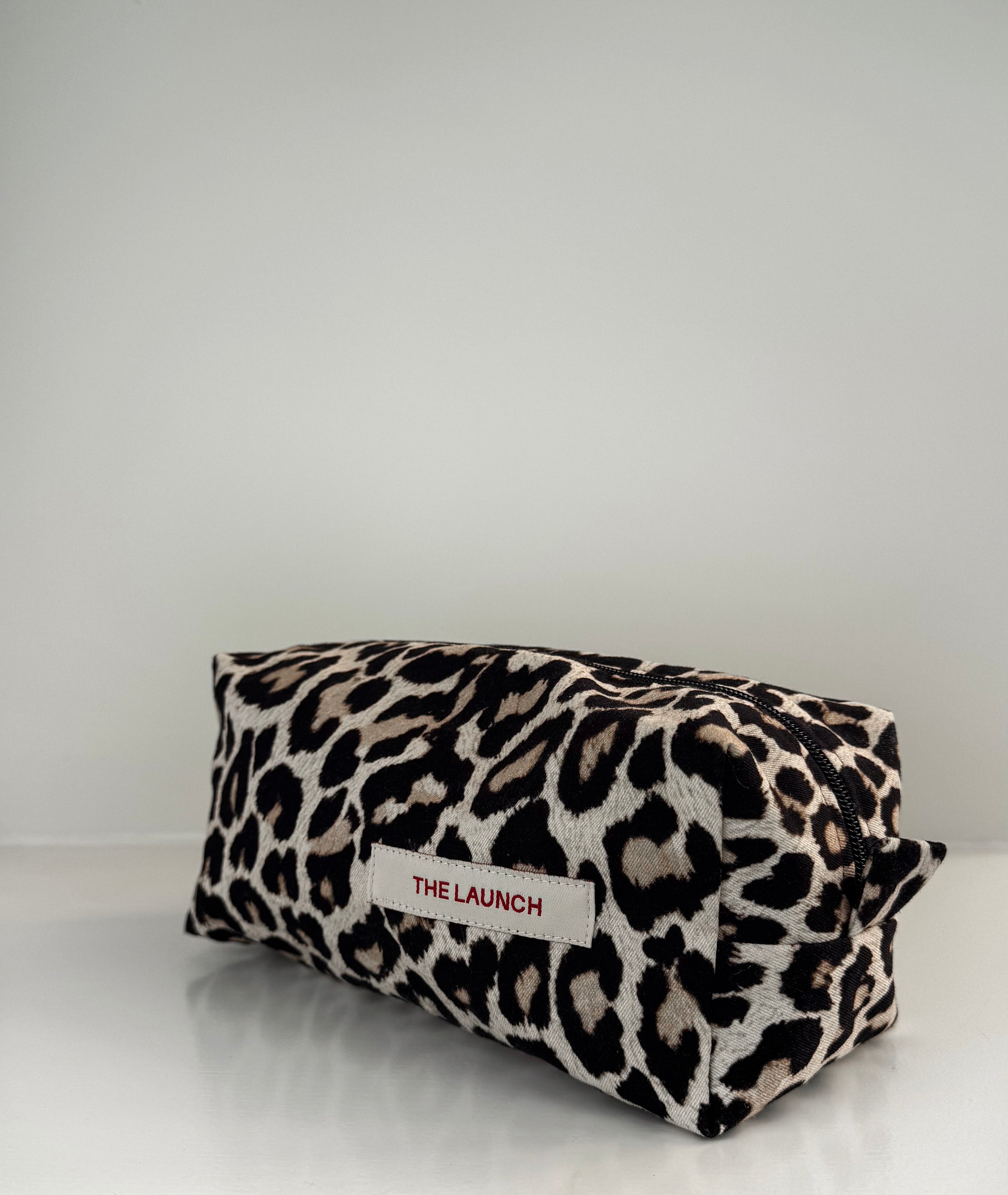 THE MAKE-UP BAG LEOPARD