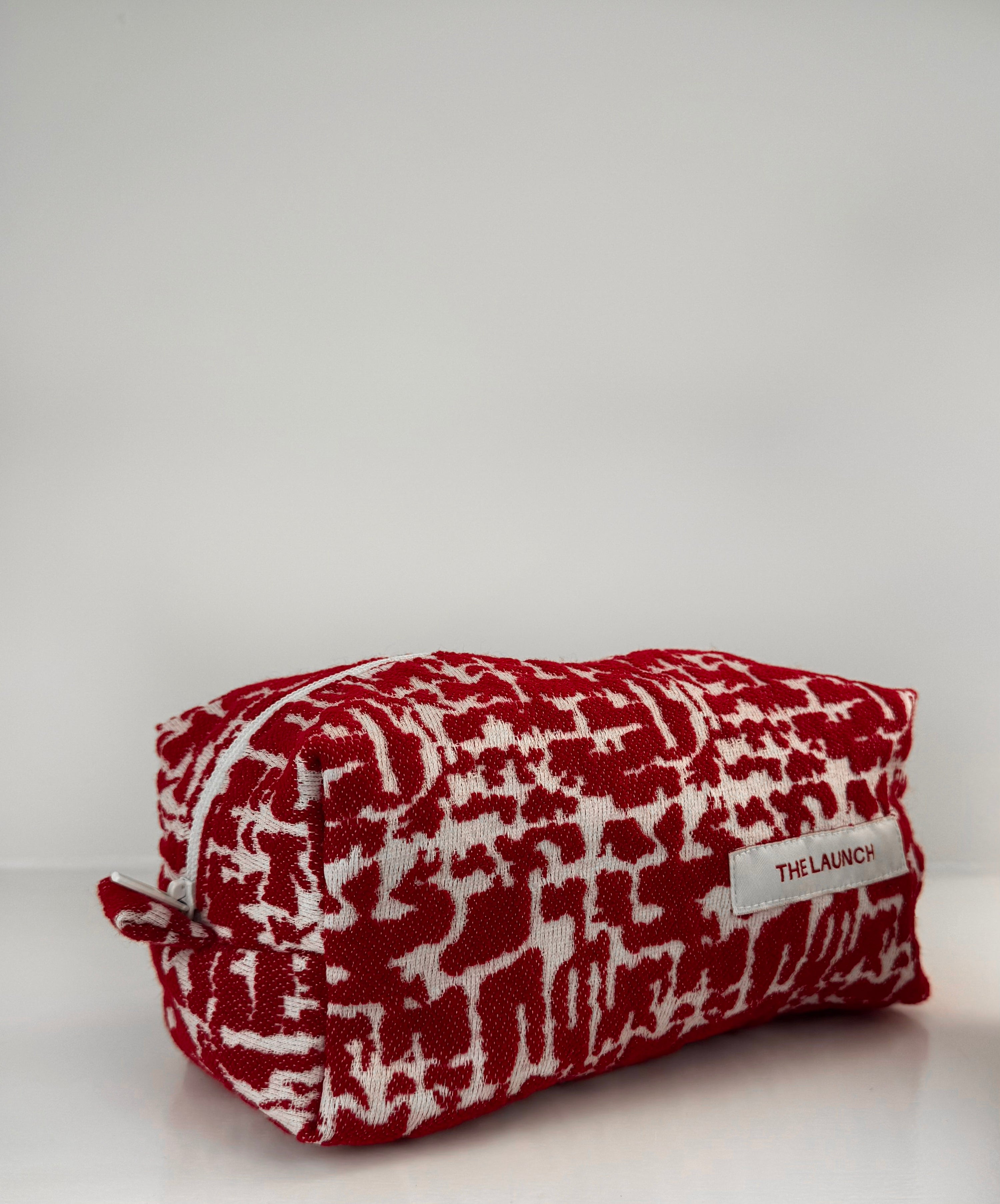 THE MAKE-UP BAG RED