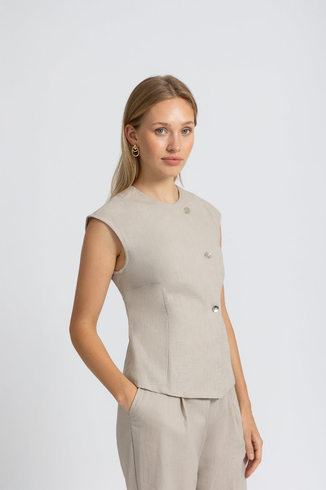 THE FLORA GILET BEIGE