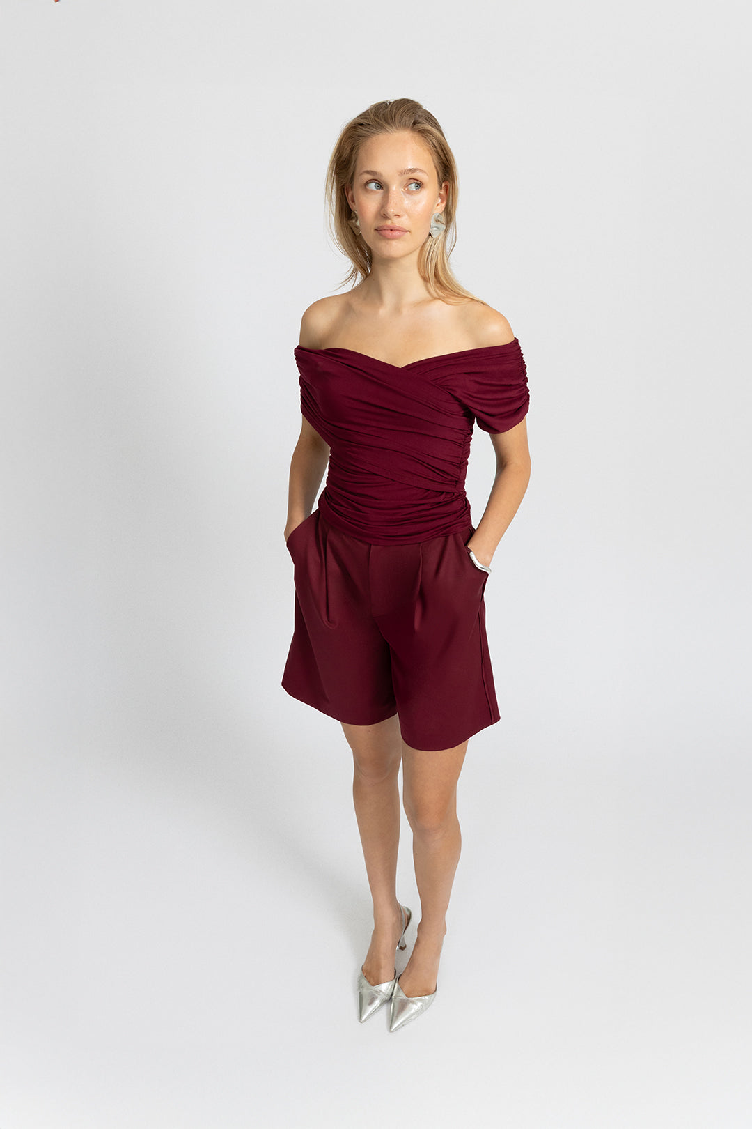 THE FENNA TOP BURGUNDY