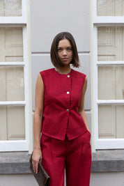 THE FLORA GILET RED