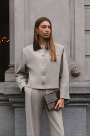 THE DAPHNE JACKET BEIGE
