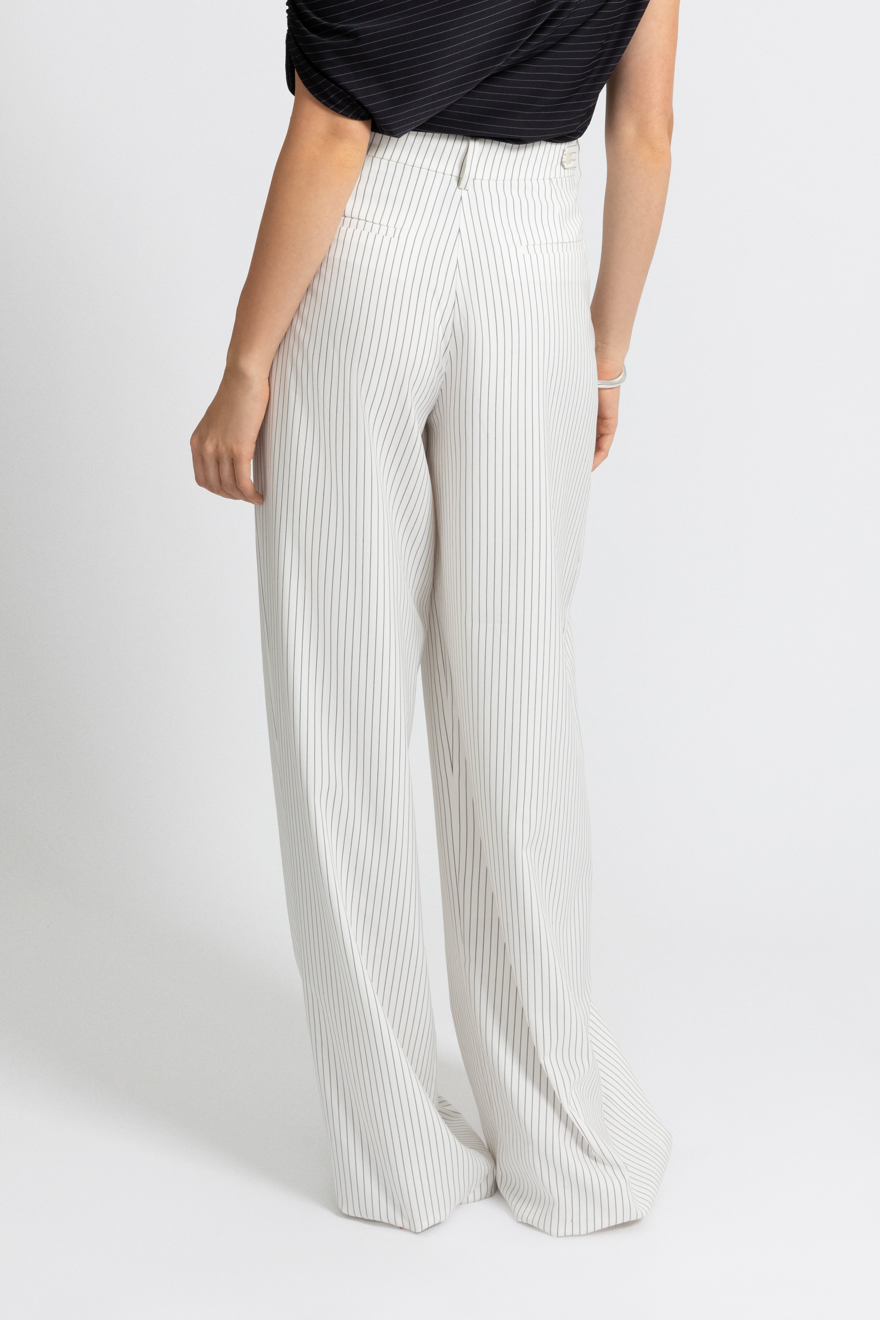THE KELLY PANTS OFF-WHITE STRIPE