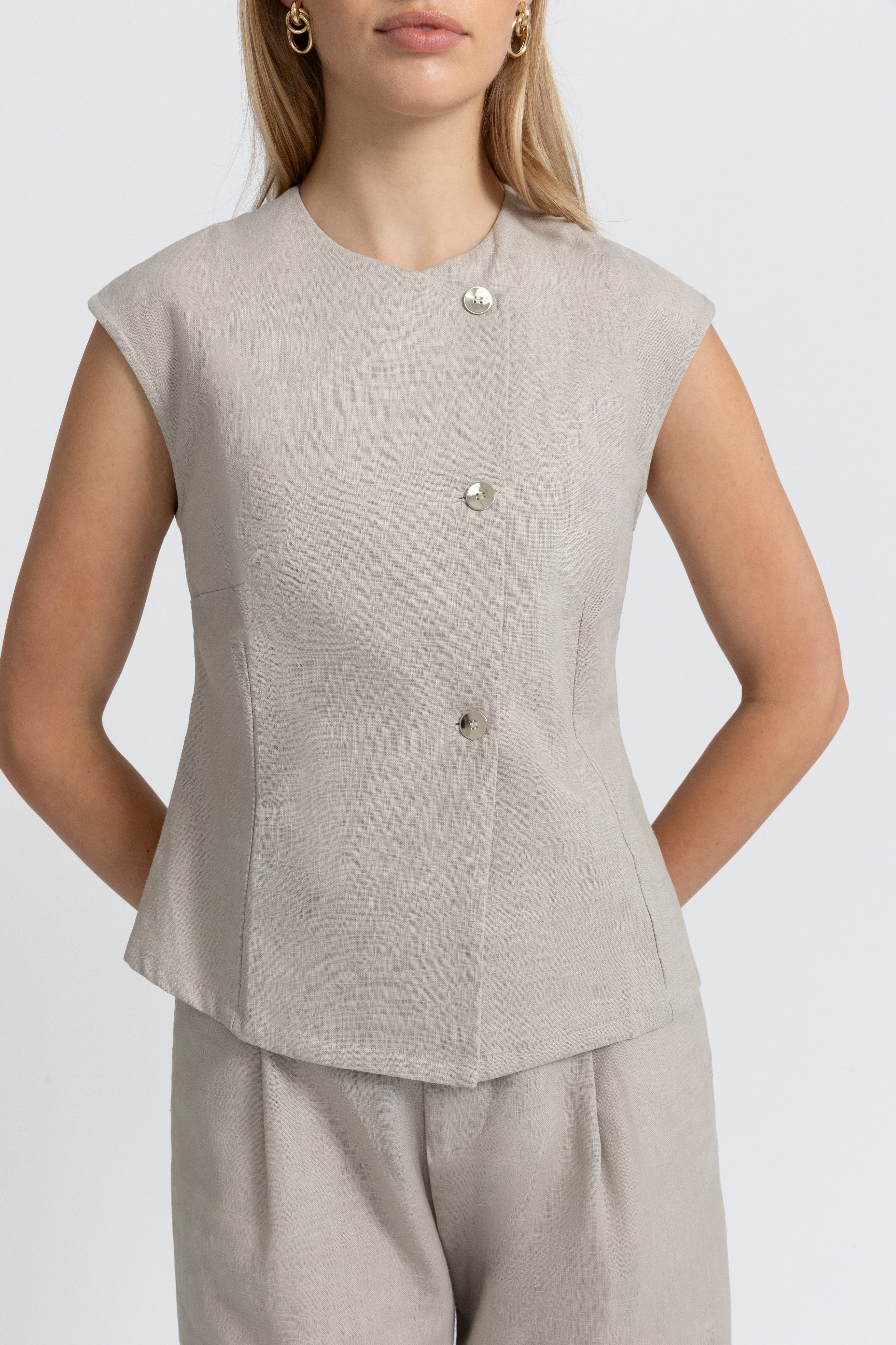 THE FLORA GILET BEIGE