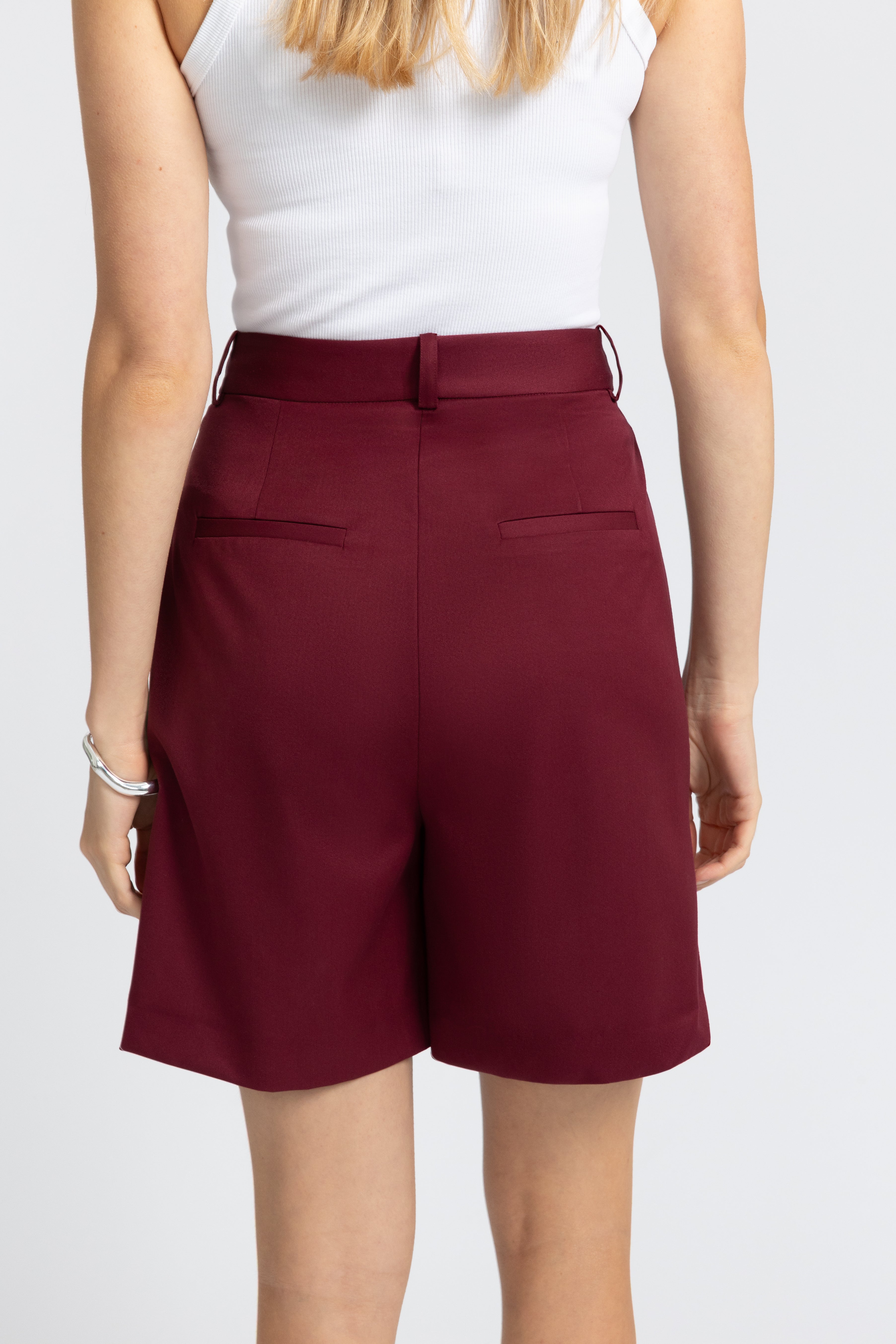 THE KRISTY SHORTS BURGUNDY