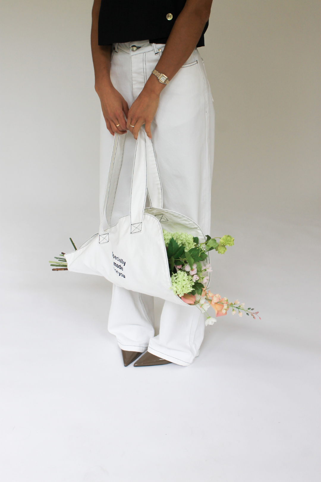 TheCelestFlowerBag1.png