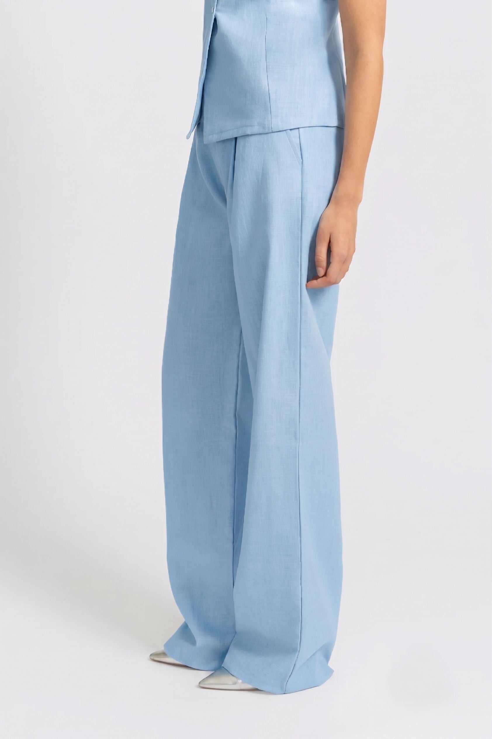 THE CATO PANTS LIGHT BLUE